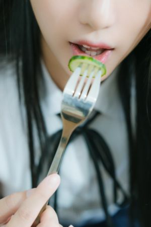 欧美精品午夜理论片_720免费观看电视剧