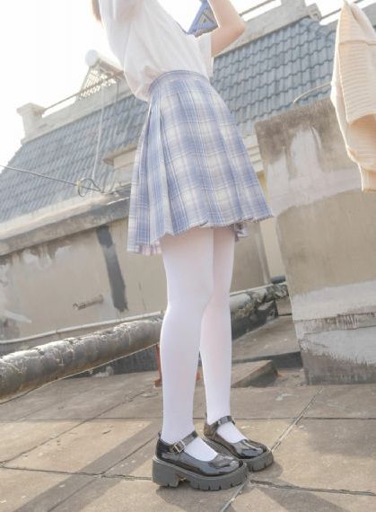 午夜国产农村轮片_720电影在线看
