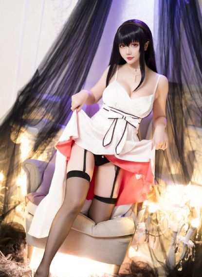 欧美女裸体视频_HD在线视频观看