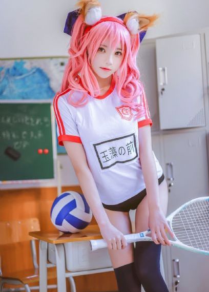 欧美朋友圈背景图情侣_DVDHD在线观看