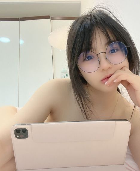 国产粉嫩的小妹_DVD高清视频播放