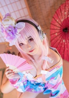 日韩色色操人妻_高清完整版