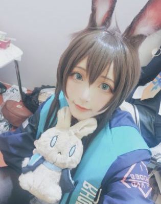 中日韩成人网_超清高清迅雷在线观看