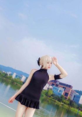 欧美头像ins高级大笑_超清完整在线观看